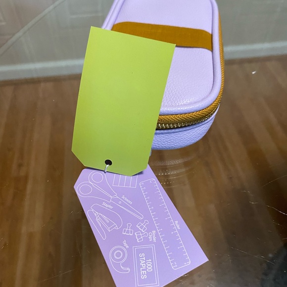 Essentials rulers, scissors, Staples, tape, binder clips, page flags Ruler - Picture 5 of 7